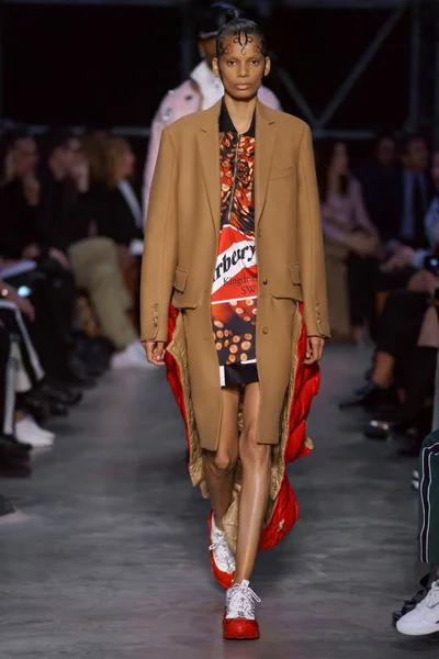 Look 29
